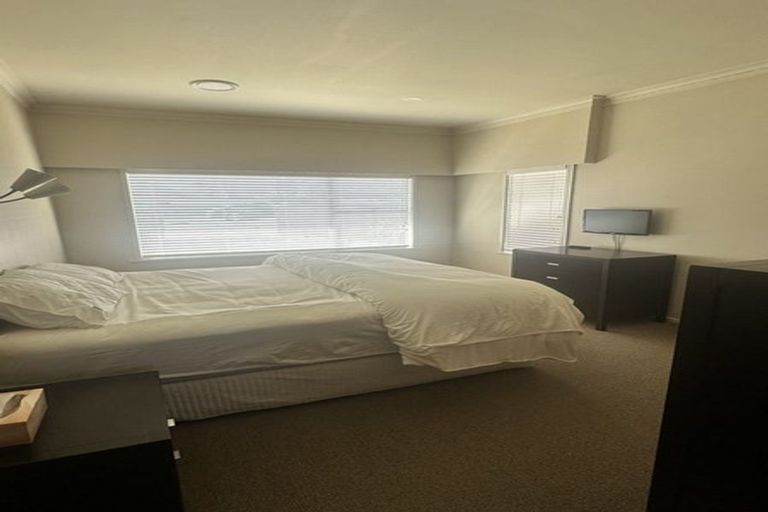 Photo of property in 28 Muritai Crescent, Havelock North, 4130