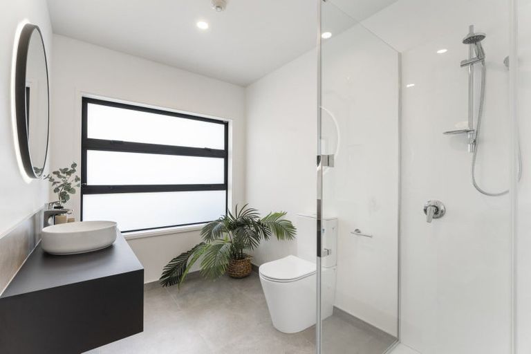 Photo of property in 10/29 May Street, Mount Maunganui, 3116