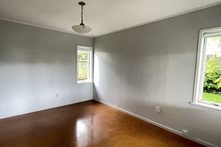 Photo of property in 20 Ngataringa Road, Devonport, Auckland, 0624