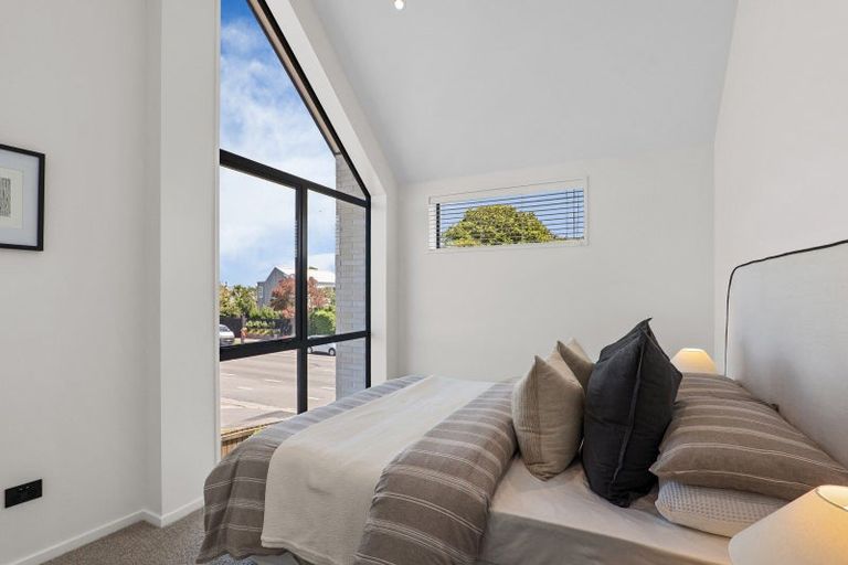 Photo of property in 152 Idris Road, Strowan, Christchurch, 8052