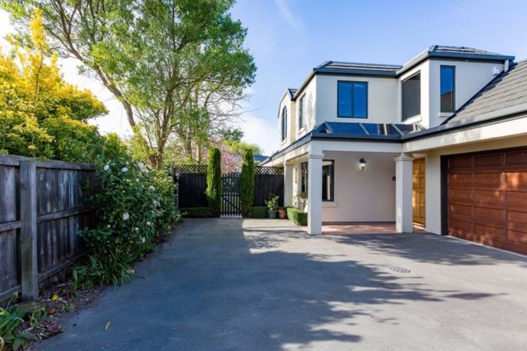 Photo of property in 2/56 Creyke Road, Ilam, Christchurch, 8041