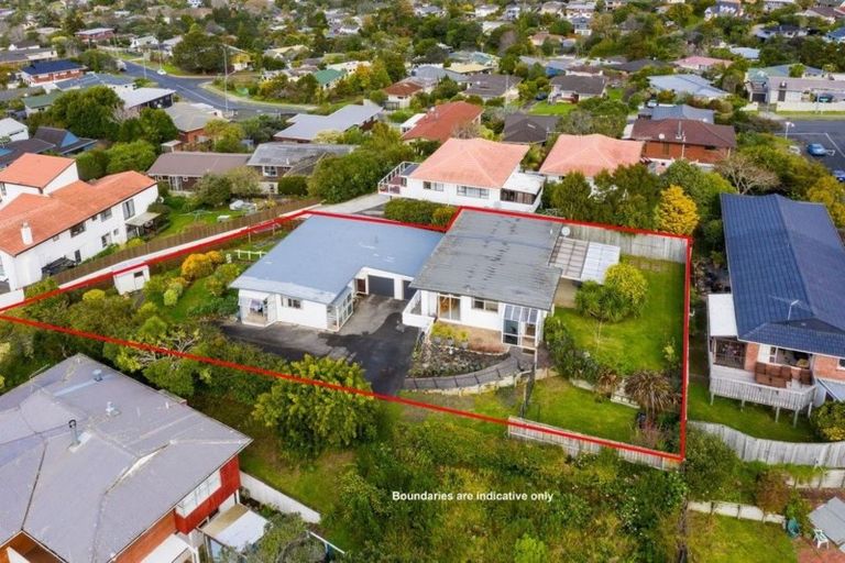 Photo of property in 2/30 Summit Drive, Torbay, Auckland, 0630