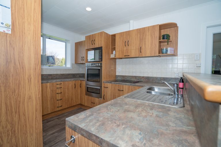 Photo of property in 87 Selwyn Street, Appleby, Invercargill, 9812