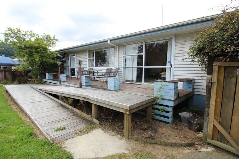Photo of property in 16 Fenruss Street, Fairy Springs, Rotorua, 3015