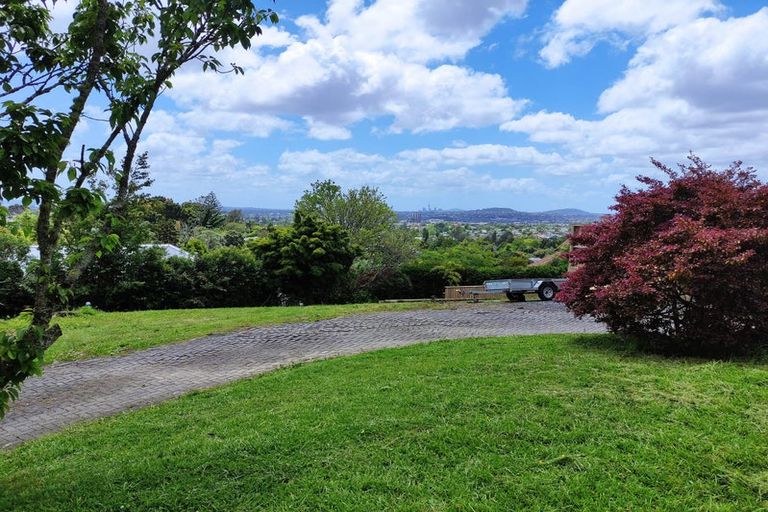 Photo of property in 60b West Lynn Road, Titirangi, Auckland, 0604