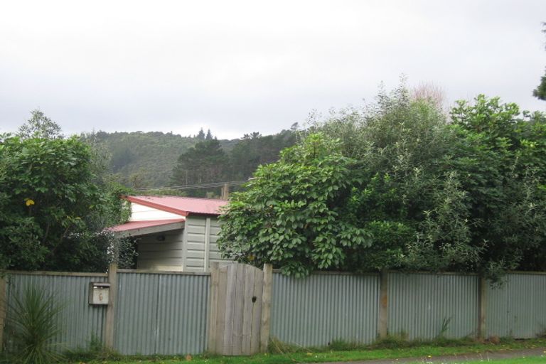 Photo of property in 6 Raukawa Street, Stokes Valley, Lower Hutt, 5019