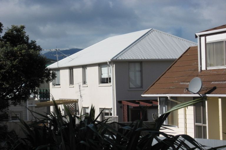 Photo of property in 131a Queens Drive, Lyall Bay, Wellington, 6022