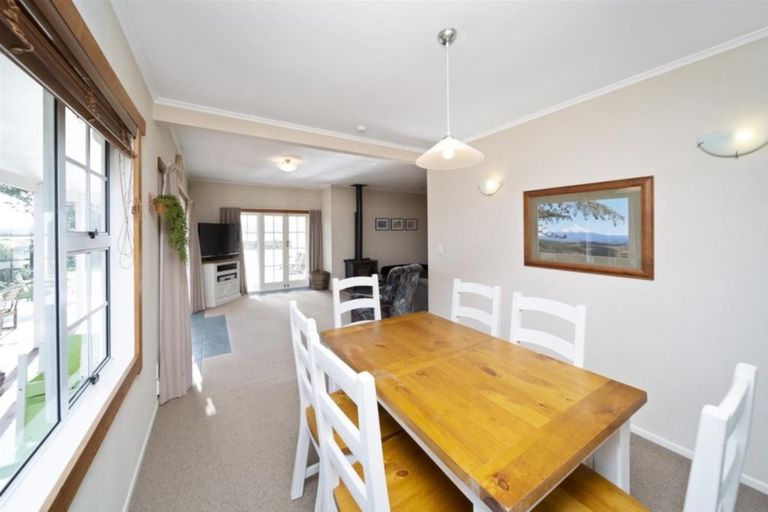 Photo of property in 314 Austin Road, Normanby, Hawera, 4673