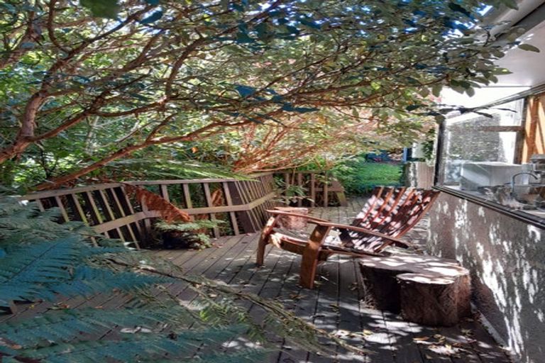 Photo of property in 37 Porterfield Street, Macandrew Bay, Dunedin, 9014