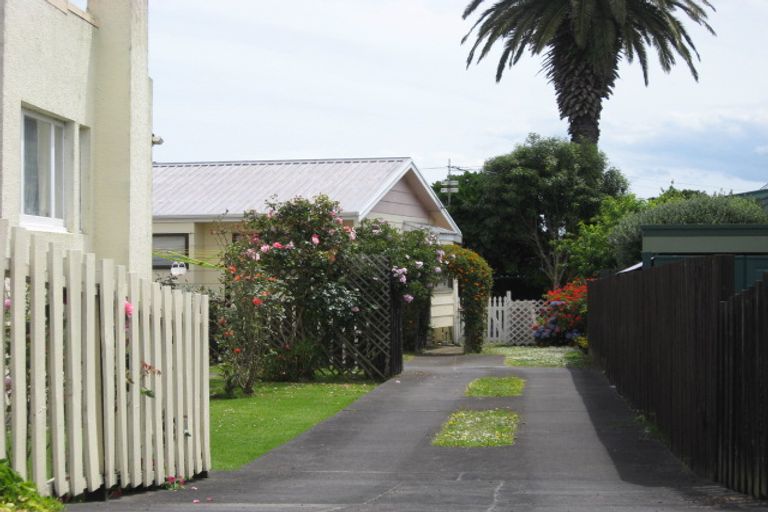 Photo of property in 4a Coronation Road, Mangere Bridge, Auckland, 2022