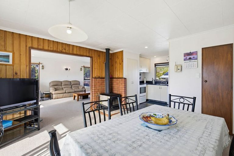 Photo of property in 296 Waikawa Road, Waikawa, Picton, 7220