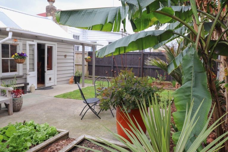 Photo of property in 202 Kirkwood Street, Thames, 3500