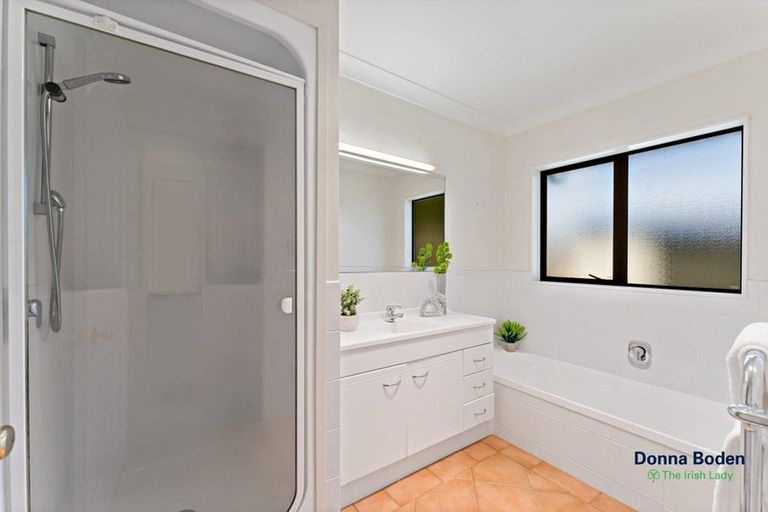 Photo of property in 70 O'connor Drive, Pukekohe, 2120