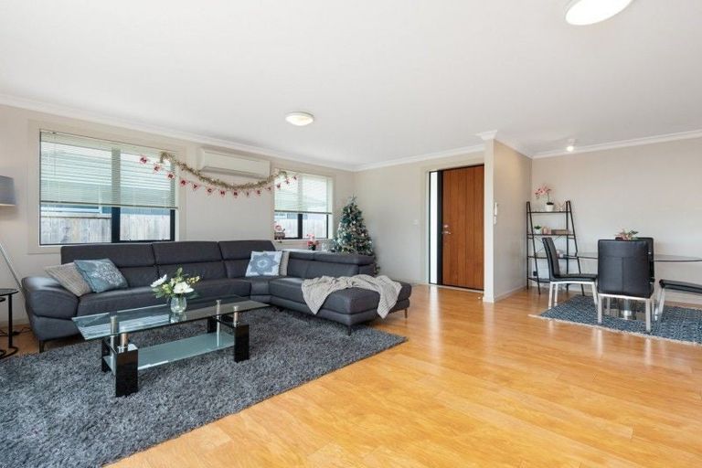 Photo of property in 15 Kanono Close, Papamoa Beach, Papamoa, 3118