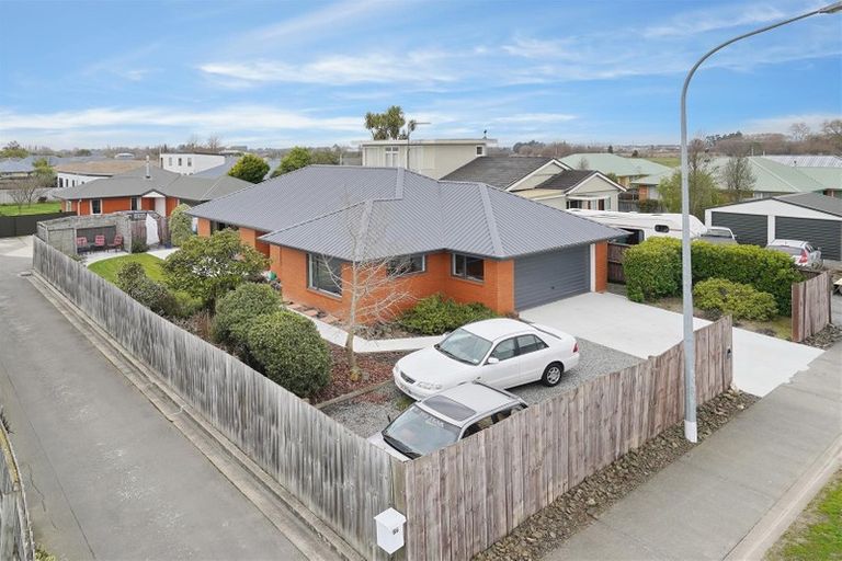 Photo of property in 6a Pentecost Road, Rangiora, 7400