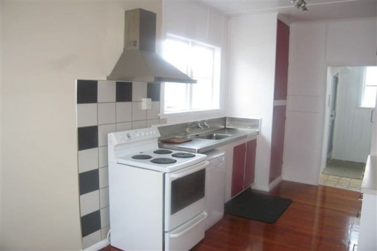 Photo of property in 11 Rangiora Avenue, Roslyn, Palmerston North, 4414