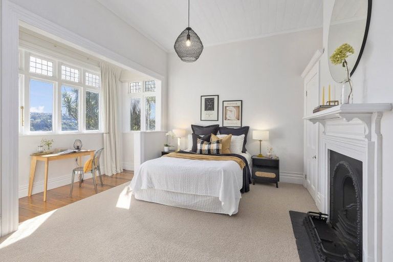 Photo of property in 11 Nevay Road, Miramar, Wellington, 6022