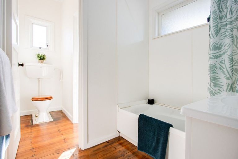 Photo of property in 1/12 Gallipoli Road, Onekawa, Napier, 4110