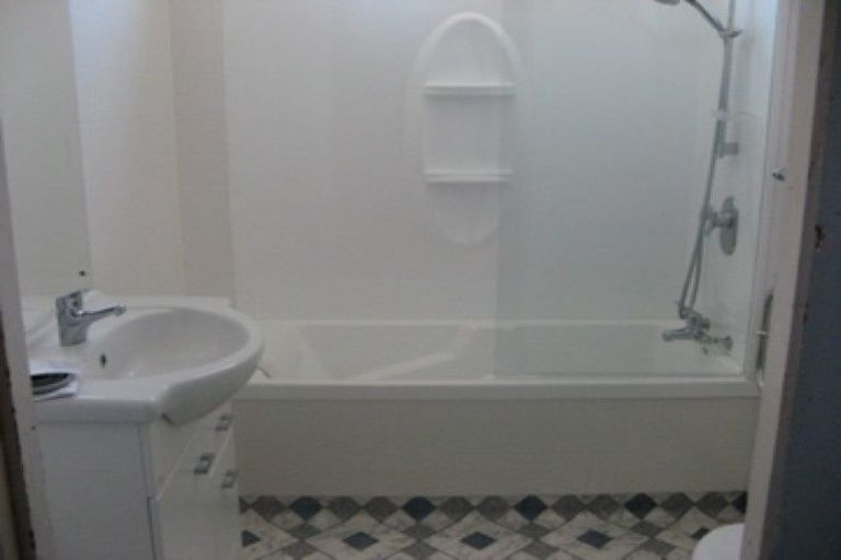 Photo of property in 121 Cook Street, West End, Palmerston North, 4410