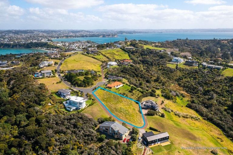 Photo of property in 68 Balboa Drive, Matakatia, Whangaparaoa, 0930