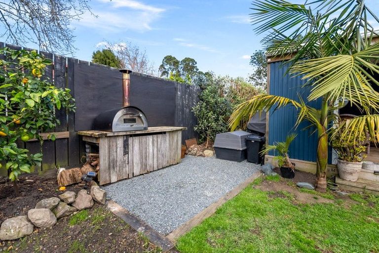 Photo of property in 6 Domain Road, Onerahi, Whangarei, 0110