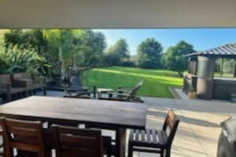 Photo of property in 39 Kendallvale Drive, Waiuku, 2123