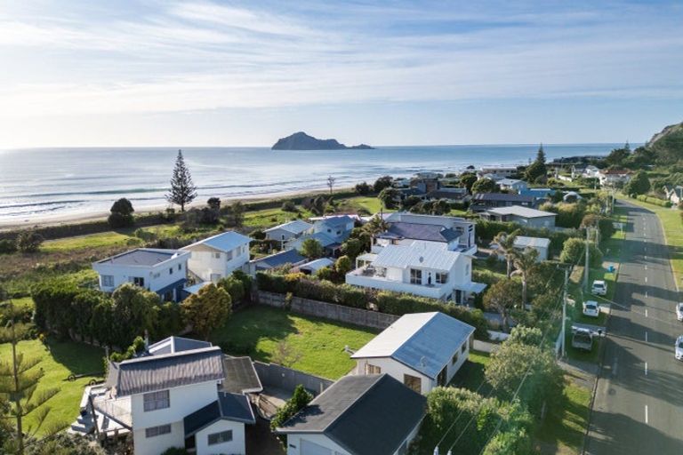 Photo of property in 86 Harper Road, Waimarama, Havelock North, 4294