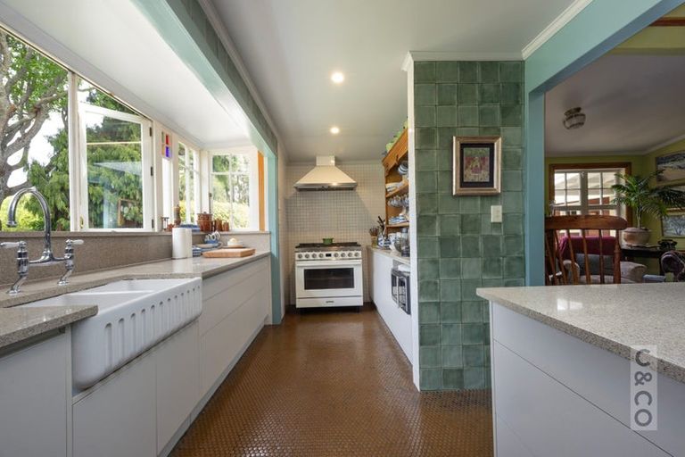 Photo of property in 218 Pomona Road, Kumeu, 0891