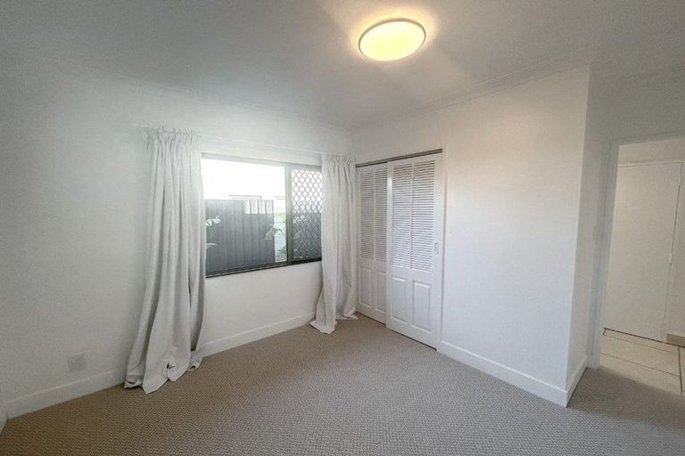 Photo of property in 32c Charles Street, Westshore, Napier, 4110