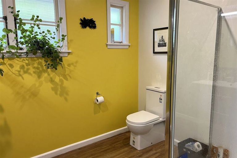 Photo of property in 18 Bridle Path Road, Heathcote Valley, Christchurch, 8022