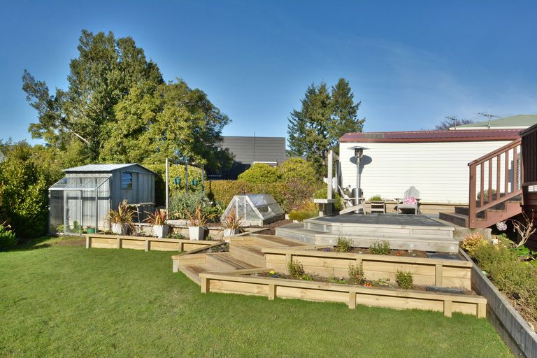 Photo of property in 10 Charters Street, Glenross, Dunedin, 9011