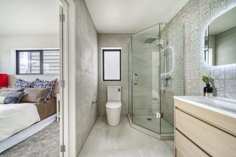 Photo of property in 23 Laureston Avenue, Papatoetoe, Auckland, 2025