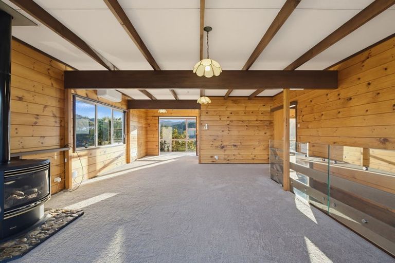 Photo of property in 4 Ridge Road, Tairua, 3508