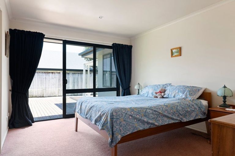 Photo of property in 15 Kendall View, Stoke, Nelson, 7011