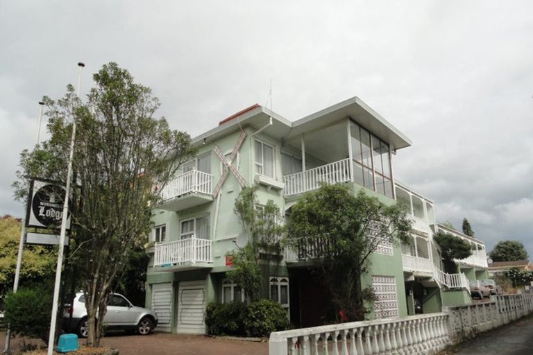 Photo of property in 12 Wellington Street, Hamilton East, Hamilton, 3216