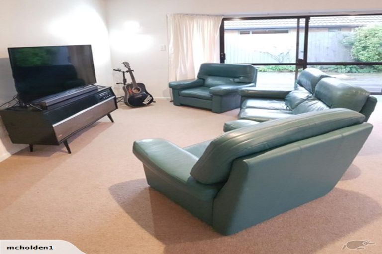 Photo of property in 2/56 Kerrs Road, Avonside, Christchurch, 8061