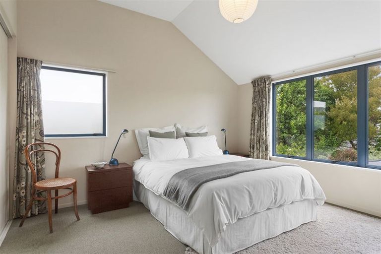 Photo of property in 37 Stanbury Avenue, Somerfield, Christchurch, 8024