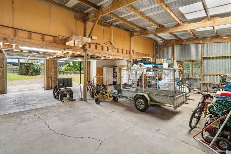 Photo of property in 66 Sandstone Road, Whitford, Manurewa, 2576