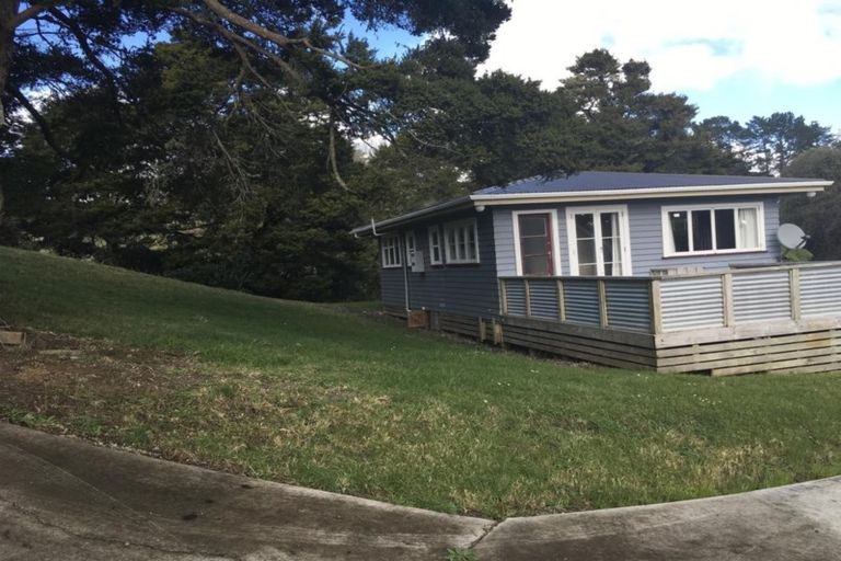 Photo of property in 43b Hook Road, Paparoa, 0571