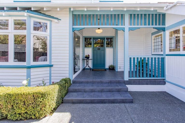 Photo of property in 98 Knowles Street, St Albans, Christchurch, 8052