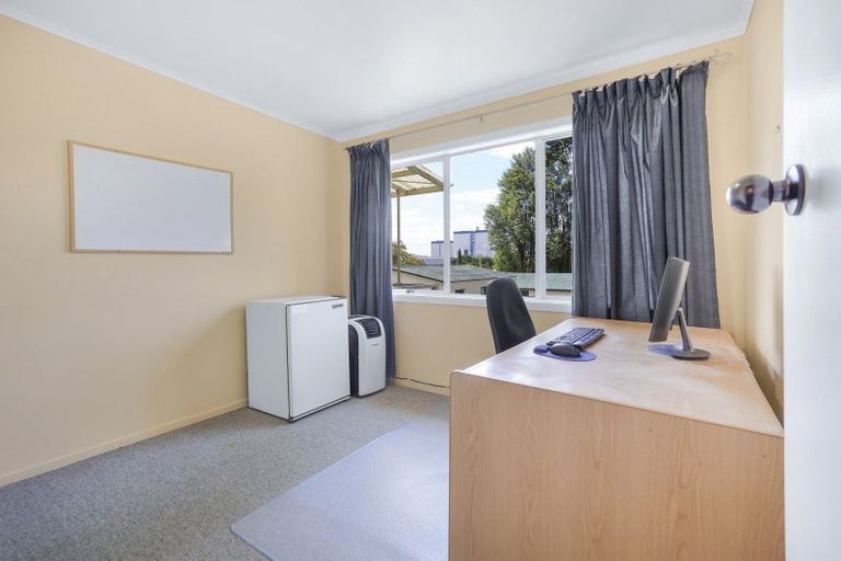 Photo of property in 153 Raeburne Street, Te Awamutu, 3800