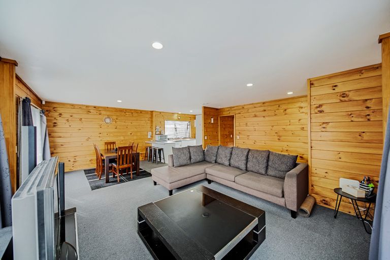 Photo of property in 32a Cargill Street, Papakura, 2110