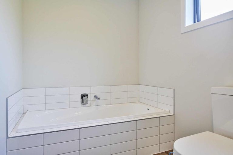 Photo of property in 11a Polestar Lane, Whitby, Porirua, 5024