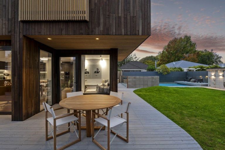 Photo of property in 5 Waiwetu Street, Fendalton, Christchurch, 8052