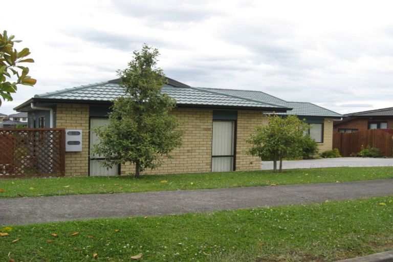 Photo of property in 9 Brunswick Rise, Mangere, Auckland, 2022