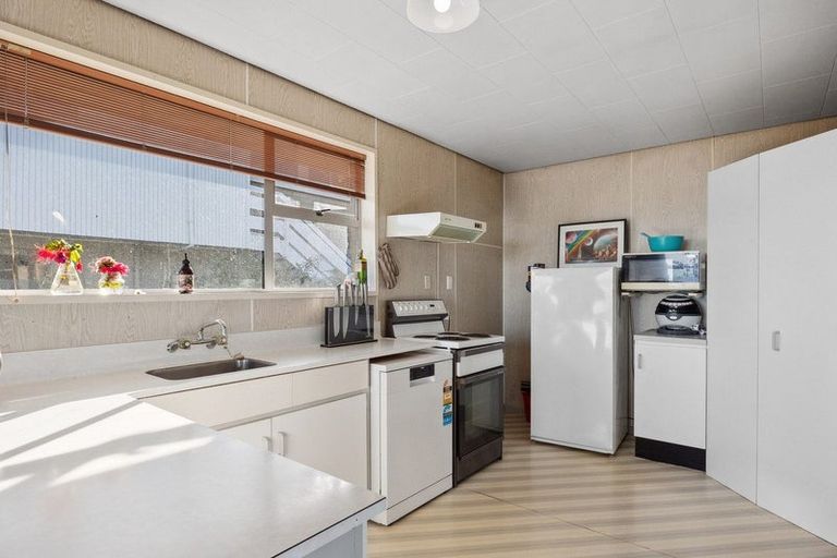 Photo of property in 42 Mckerrow Street, Shiel Hill, Dunedin, 9013