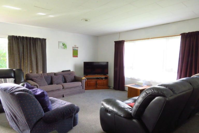 Photo of property in 11 Martin Place, Carters Beach, Westport, 7825