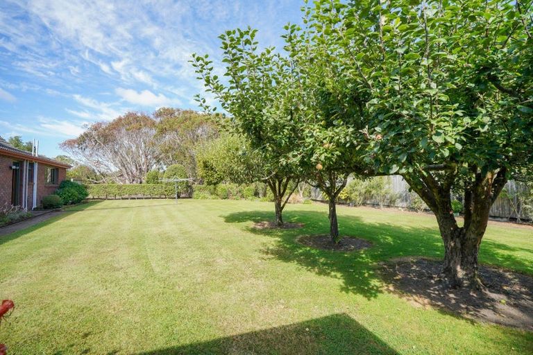 Photo of property in 221 Dunns Road, Otatara, Invercargill, 9879