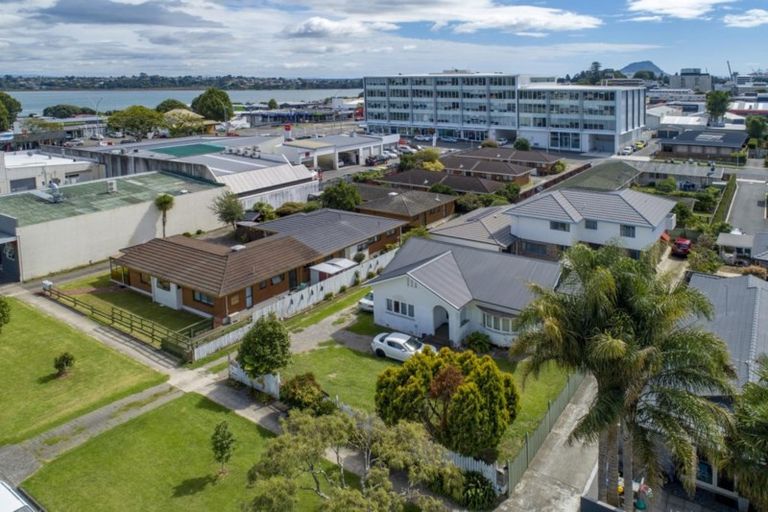 Photo of property in 39 Fourth Avenue, Tauranga, 3110