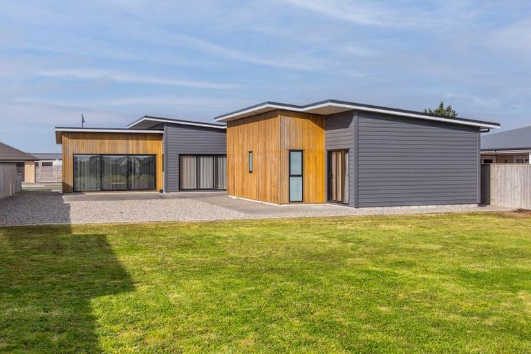 Photo of property in 37 Craigmillar Street, Solway, Masterton, 5810